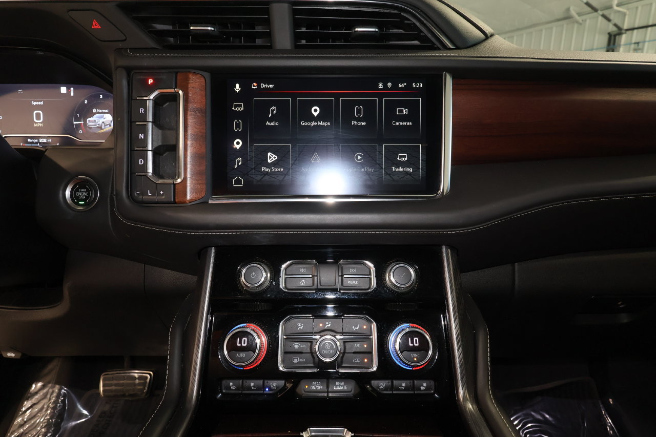 Used 2023 GMC Yukon XL Denali Ultimate AWD/4WD image 19