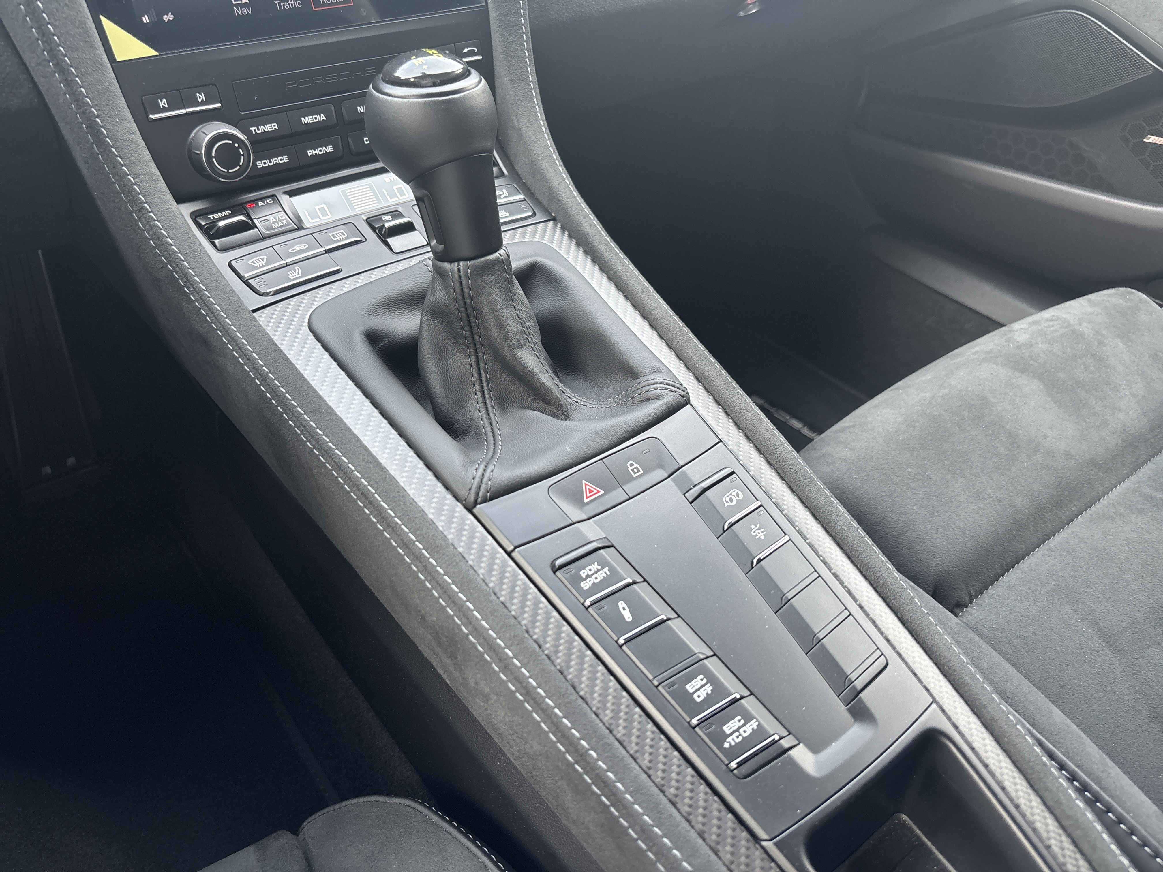 Used 2024 Porsche 718 Cayman GT4 RS RWD image 20