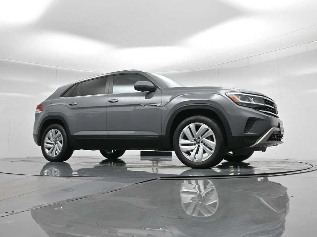 Used 2021 Volkswagen Atlas Cross Sport SE w/ Panoramic Sunroof Package image 49