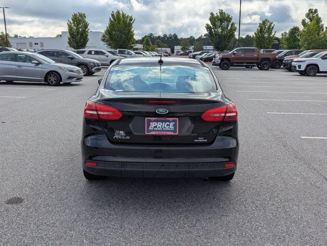 Used 2015 Ford Focus SE FWD image 6