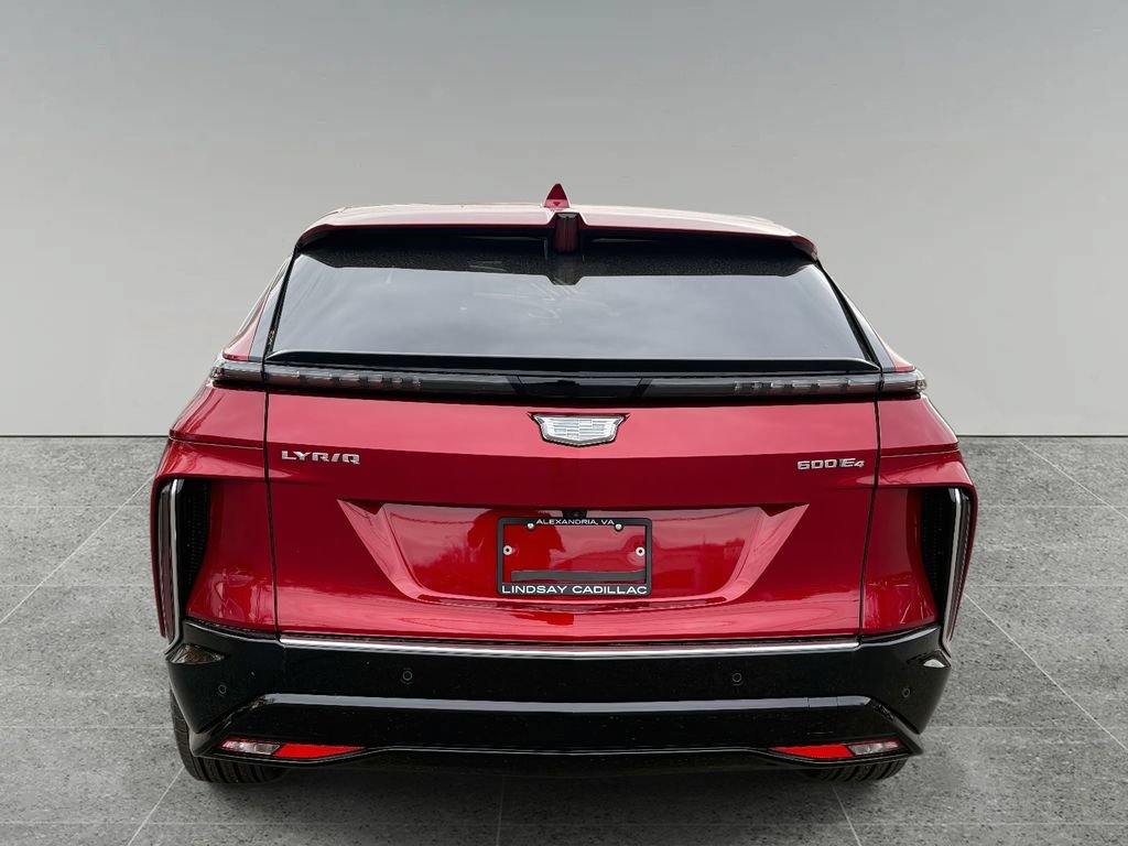 Used 2026 Cadillac Lyriq Luxury w/ LPO, Floor Liner Package AWD/4WD image 10