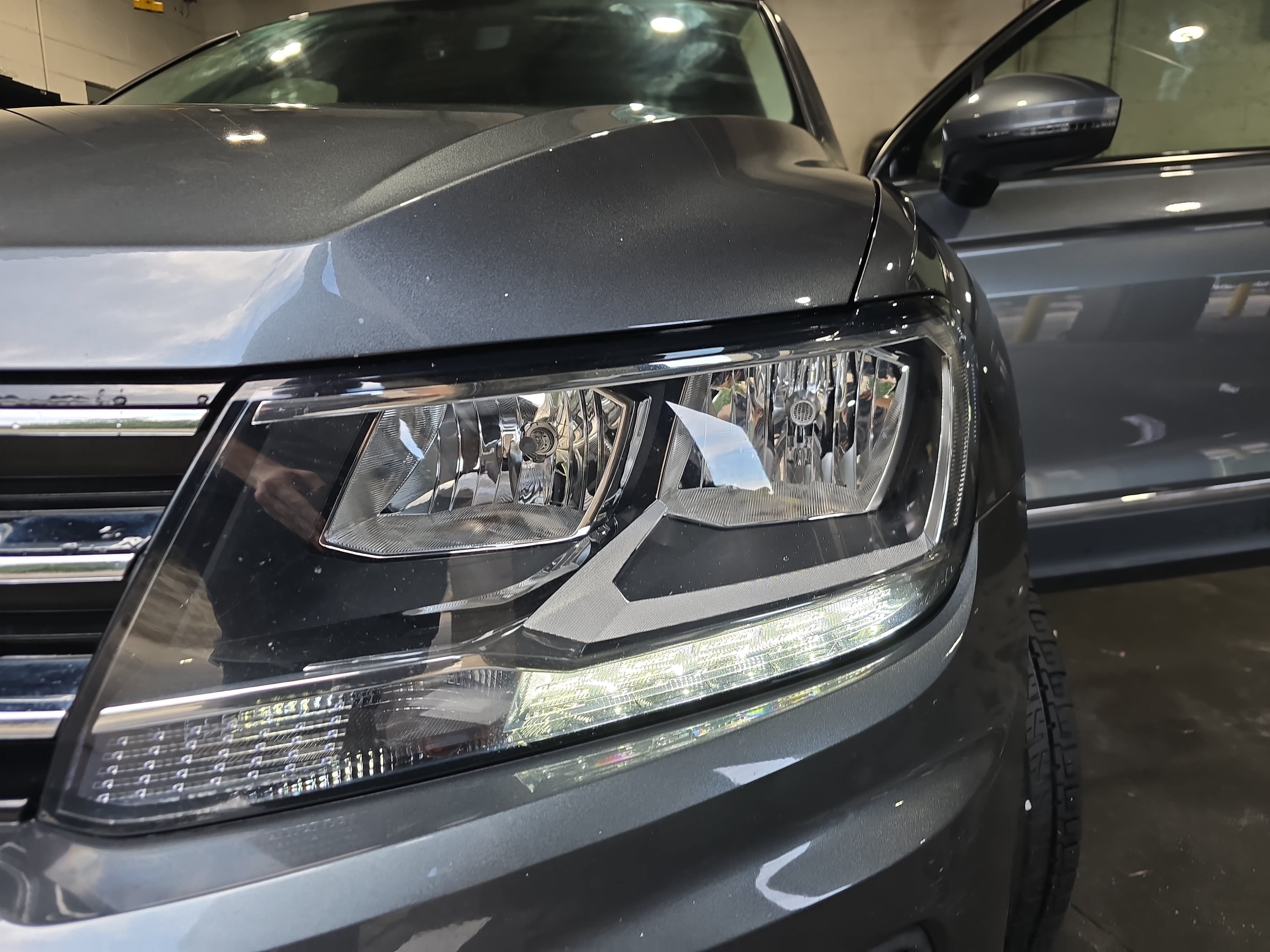 Used 2021 Volkswagen Tiguan SE FWD image 30