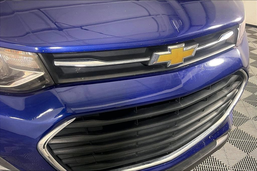 Used 2017 Chevrolet Trax LS AWD/4WD image 34