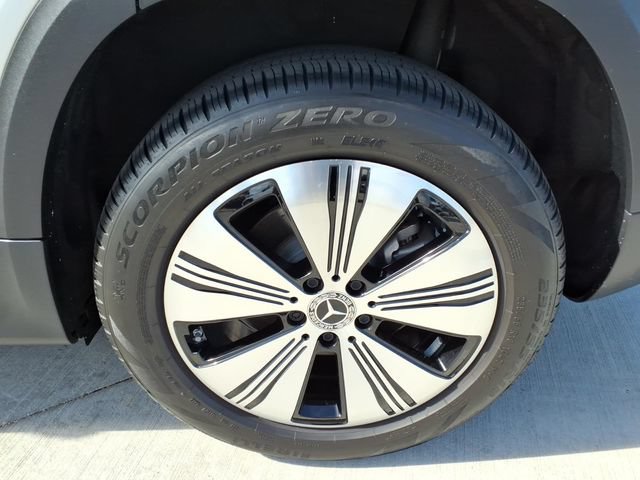 Certified 2023 Mercedes-Benz EQB 300 4MATIC image 24