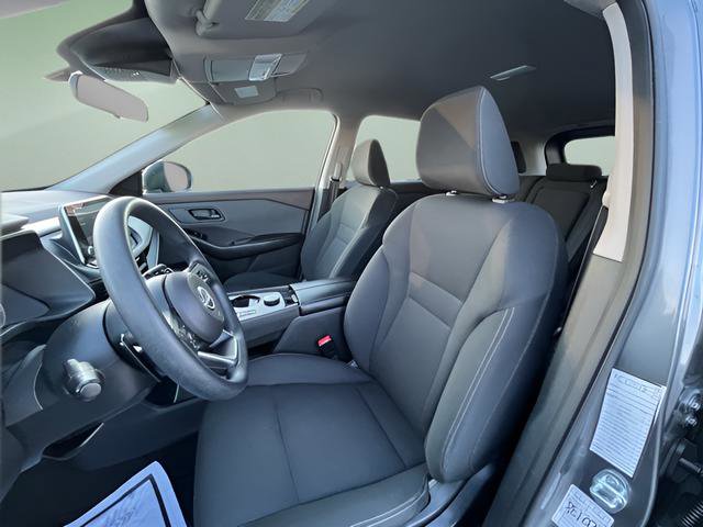 Used 2023 Nissan Rogue S image 12