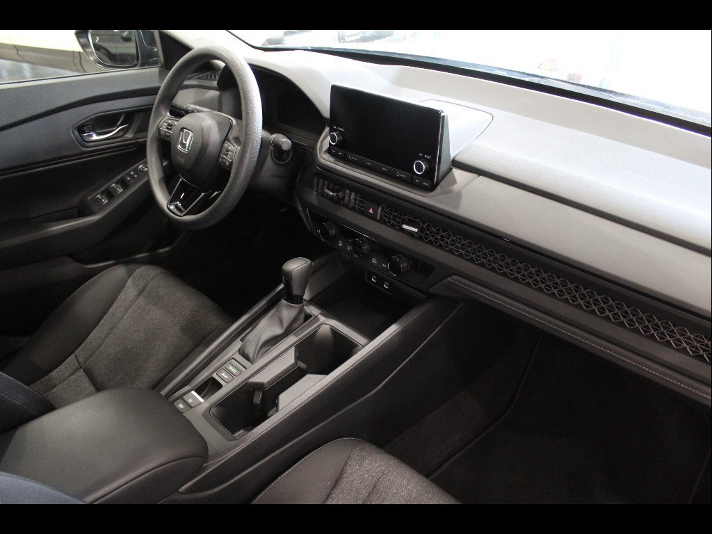 Certified 2025 Honda Accord SE image 23