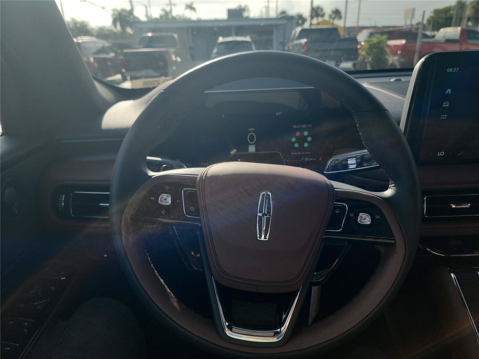 New 2026 Lincoln Aviator Reserve w/ Jet Appearance Package RWD image 31