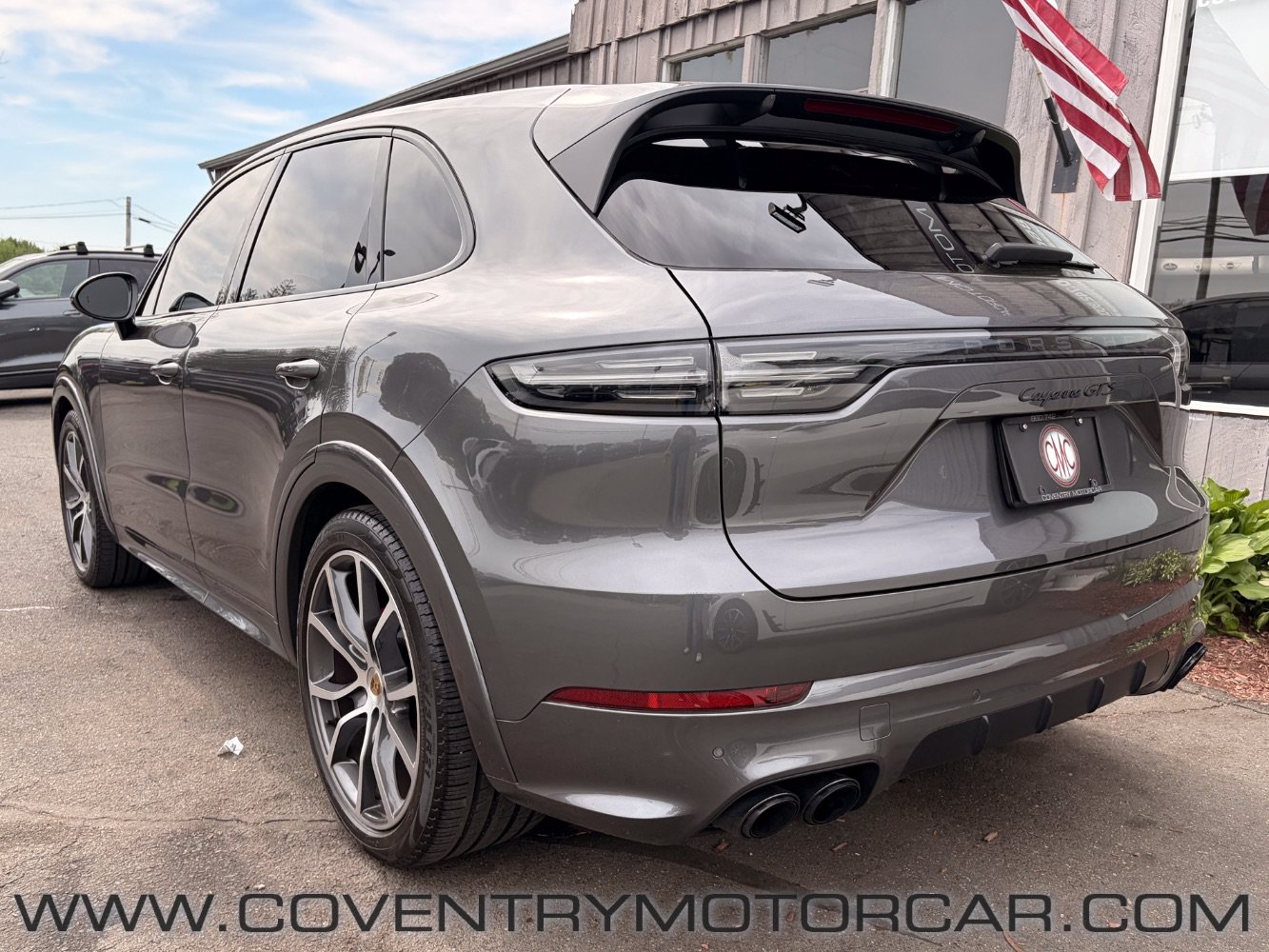 Used 2022 Porsche Cayenne GTS AWD/4WD image 7