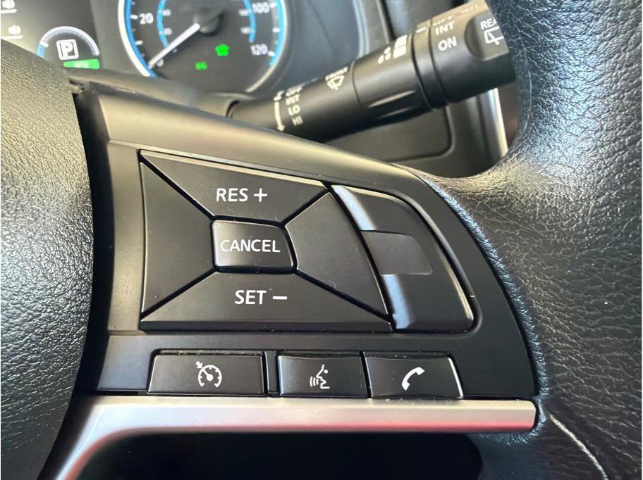 Used 2020 Nissan Leaf S Plus image 18