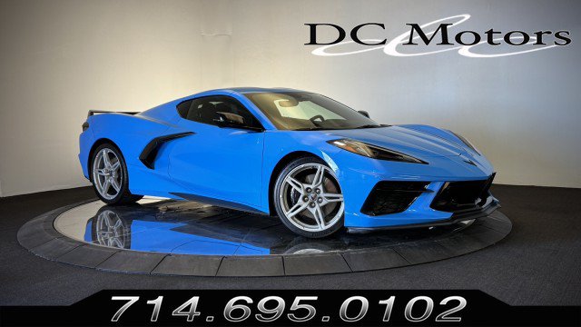 Used 2024 Chevrolet Corvette Stingray Premium Cpe w/ Z51 Performance Package RWD image 1