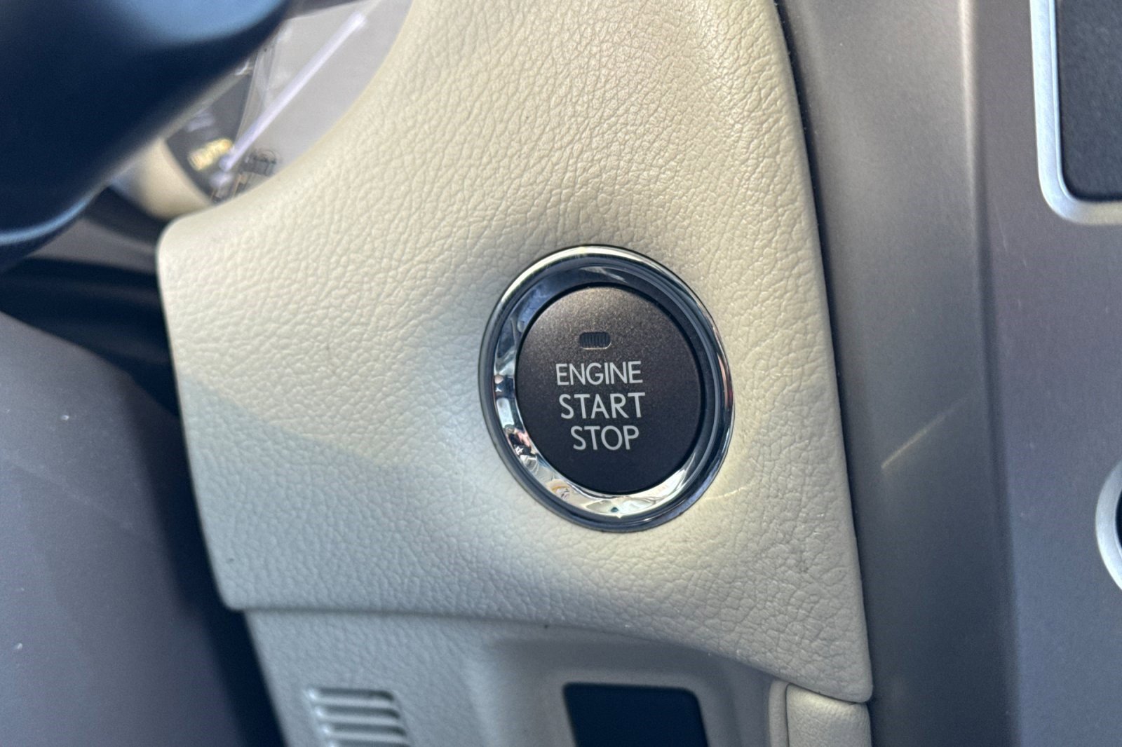 Used 2019 Lexus GX 460 Premium w/ Premium Package AWD/4WD image 29