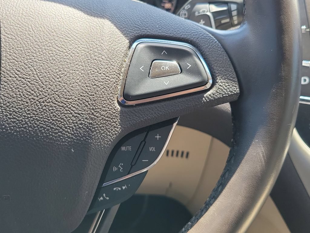 Used 2019 Lincoln MKC Reserve w/ MKC Technology Package AWD/4WD image 16