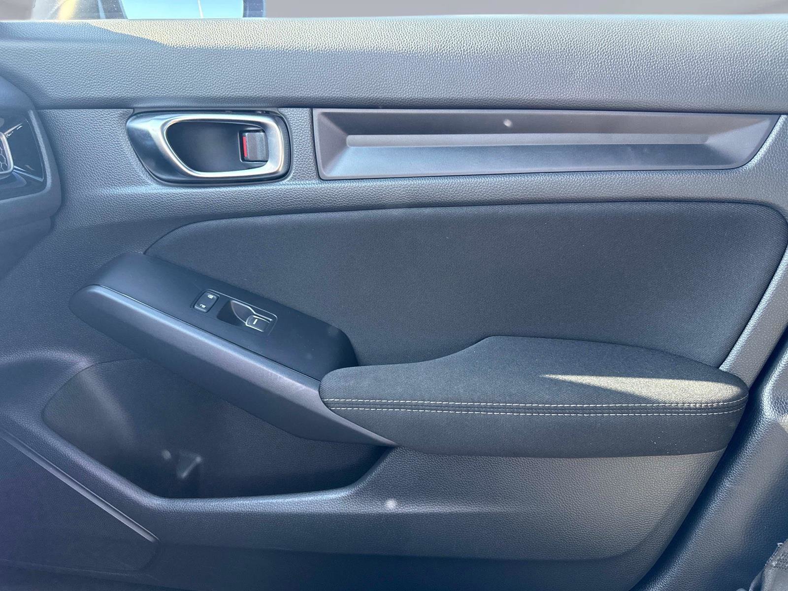 Used 2023 Honda Civic Sport image 21