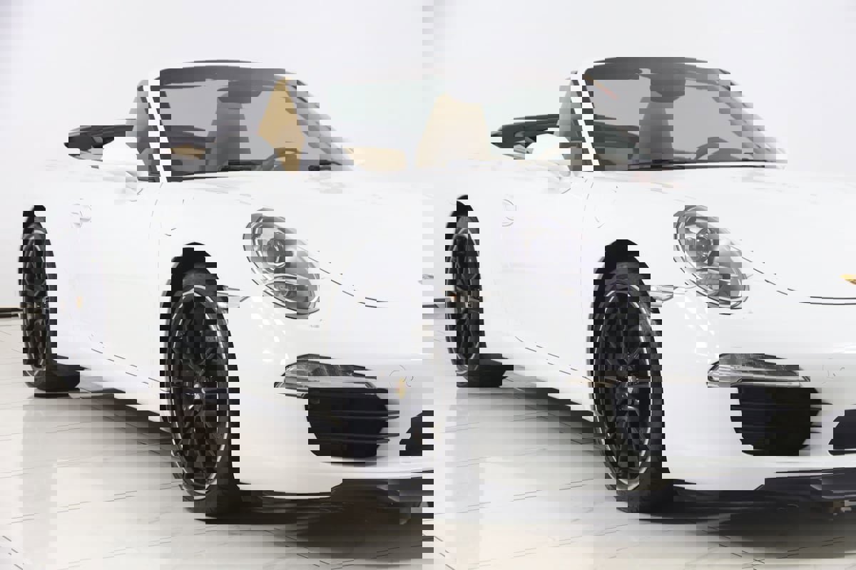 Used 2014 Porsche 911 Carrera image 54