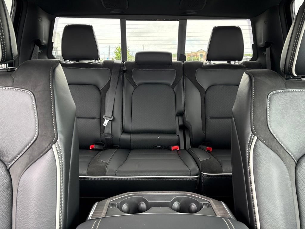 New 2027 RAM 1500 Laramie w/ Night Edition AWD/4WD image 25