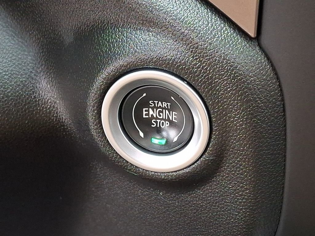 Used 2023 Chevrolet Silverado 3500 High Country w/ Technology Package image 30