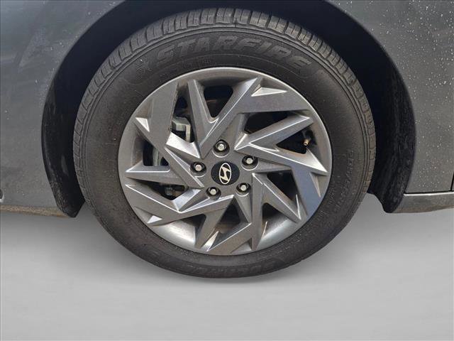 Used 2024 Hyundai Elantra SEL FWD image 10