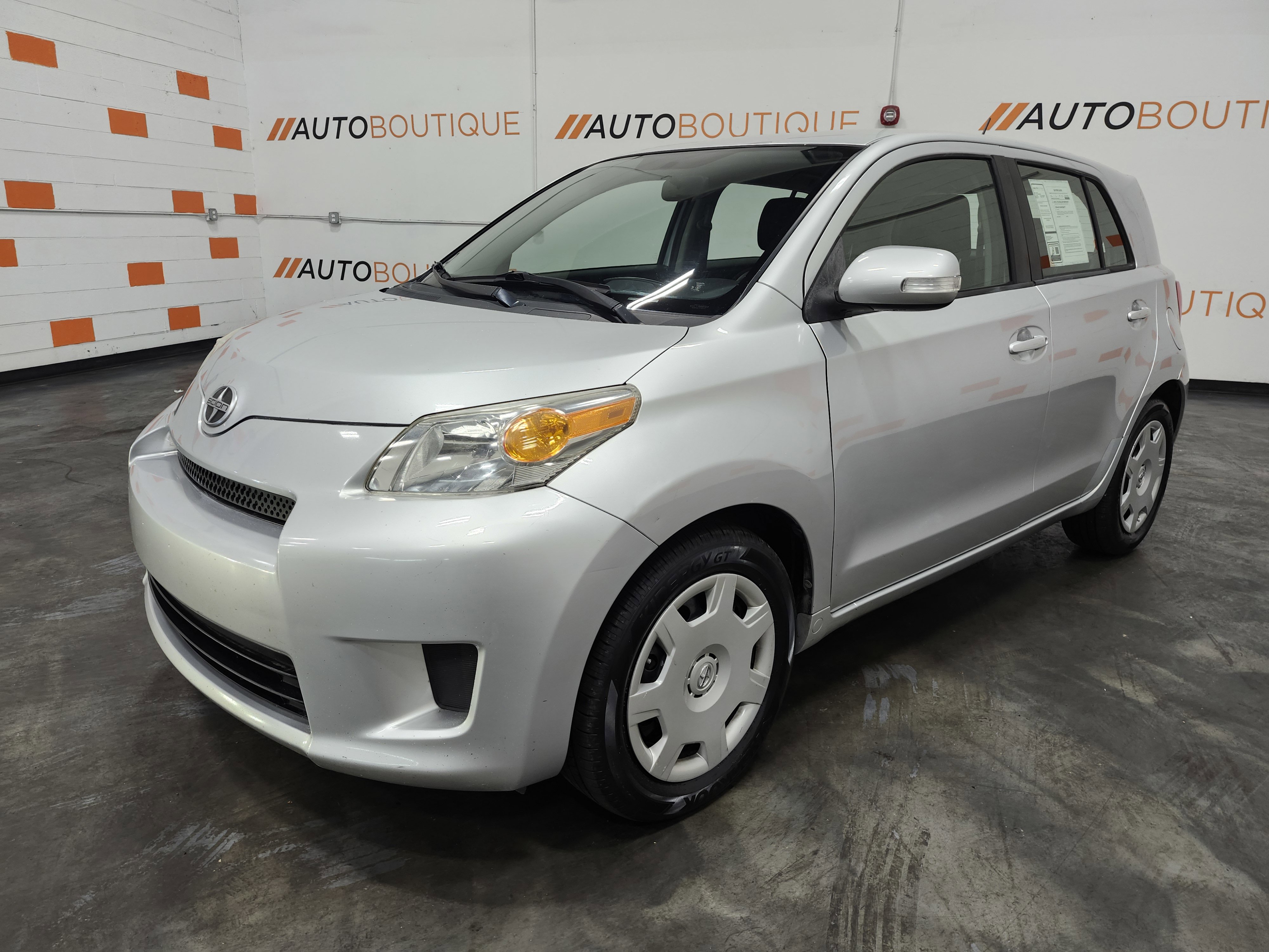 Used 2009 Scion xD image 11