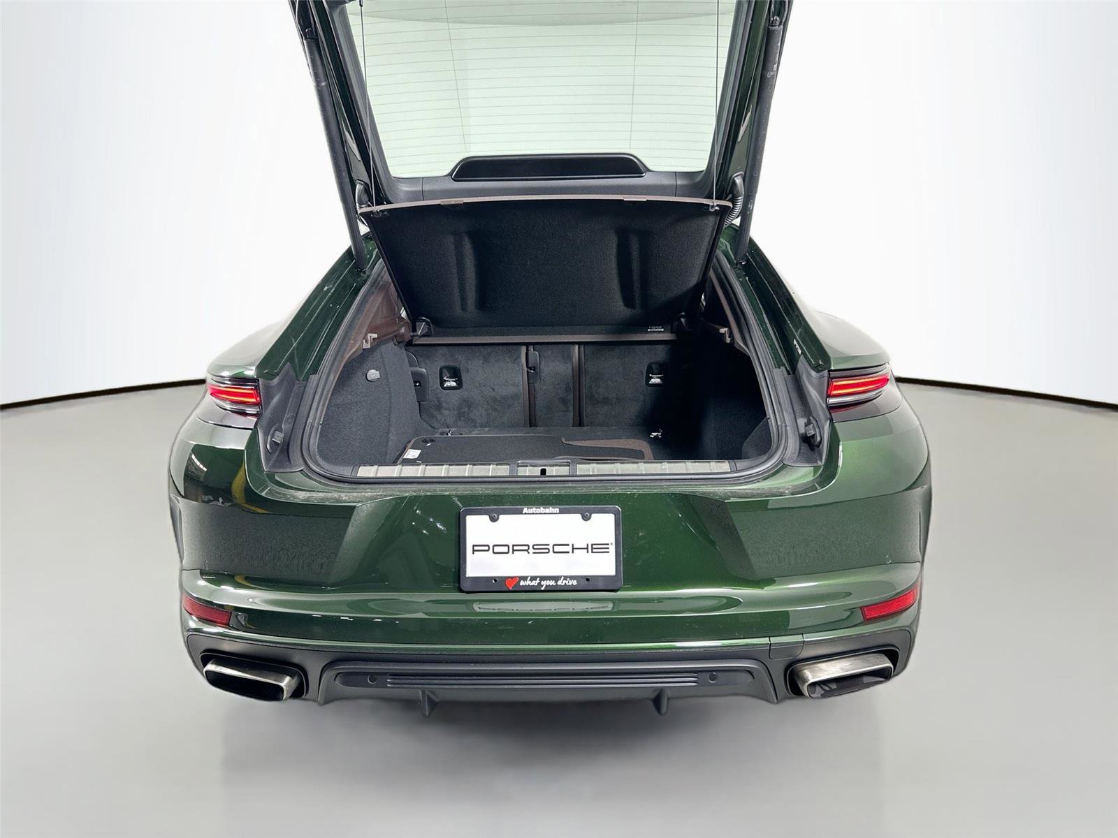 Certified 2026 Porsche Panamera 4 AWD/4WD image 36