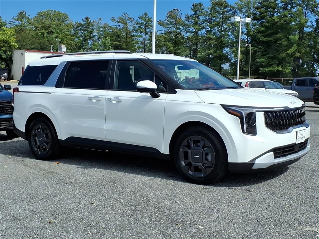 New 2026 Kia Carnival EX image 2
