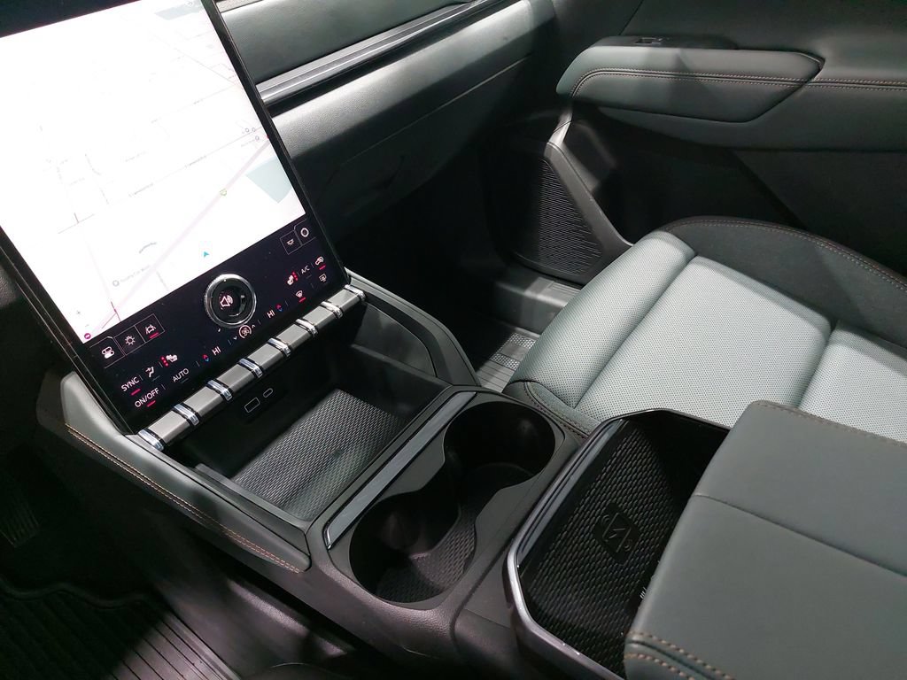 New 2026 GMC Terrain AT4 w/ Technology Package II AWD/4WD image 26