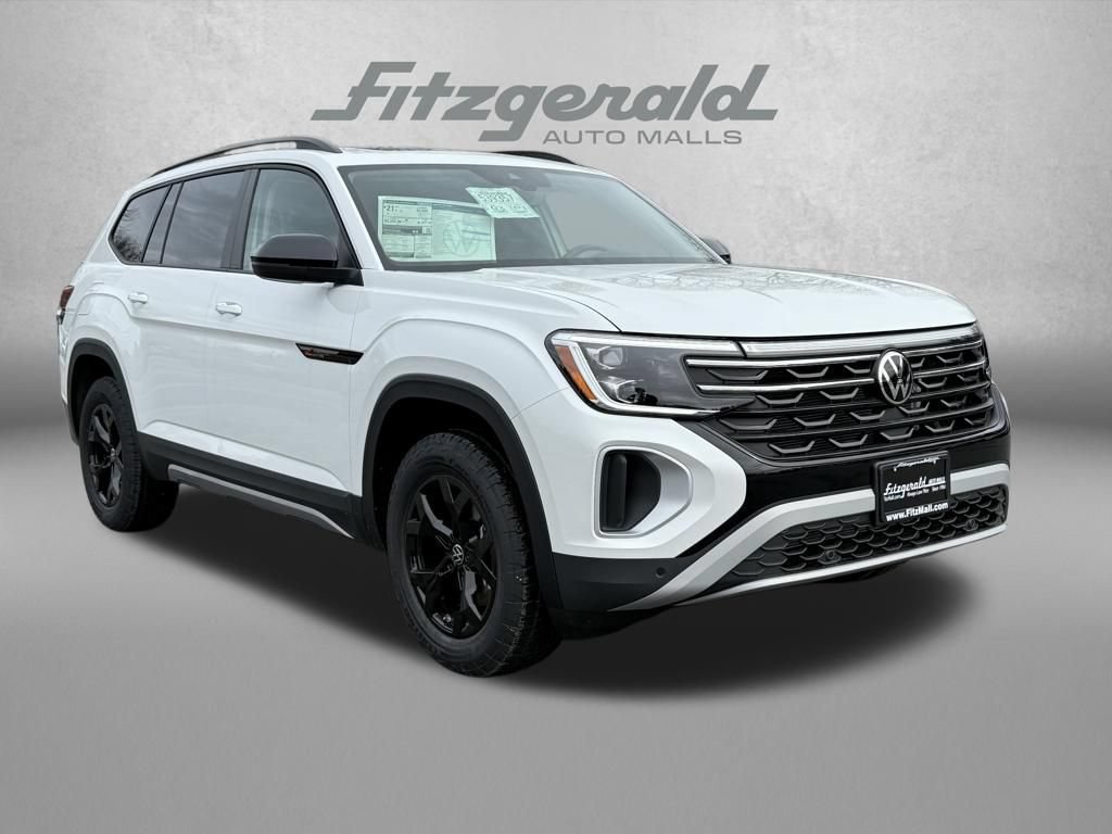 New 2026 Volkswagen Atlas Peak Edition