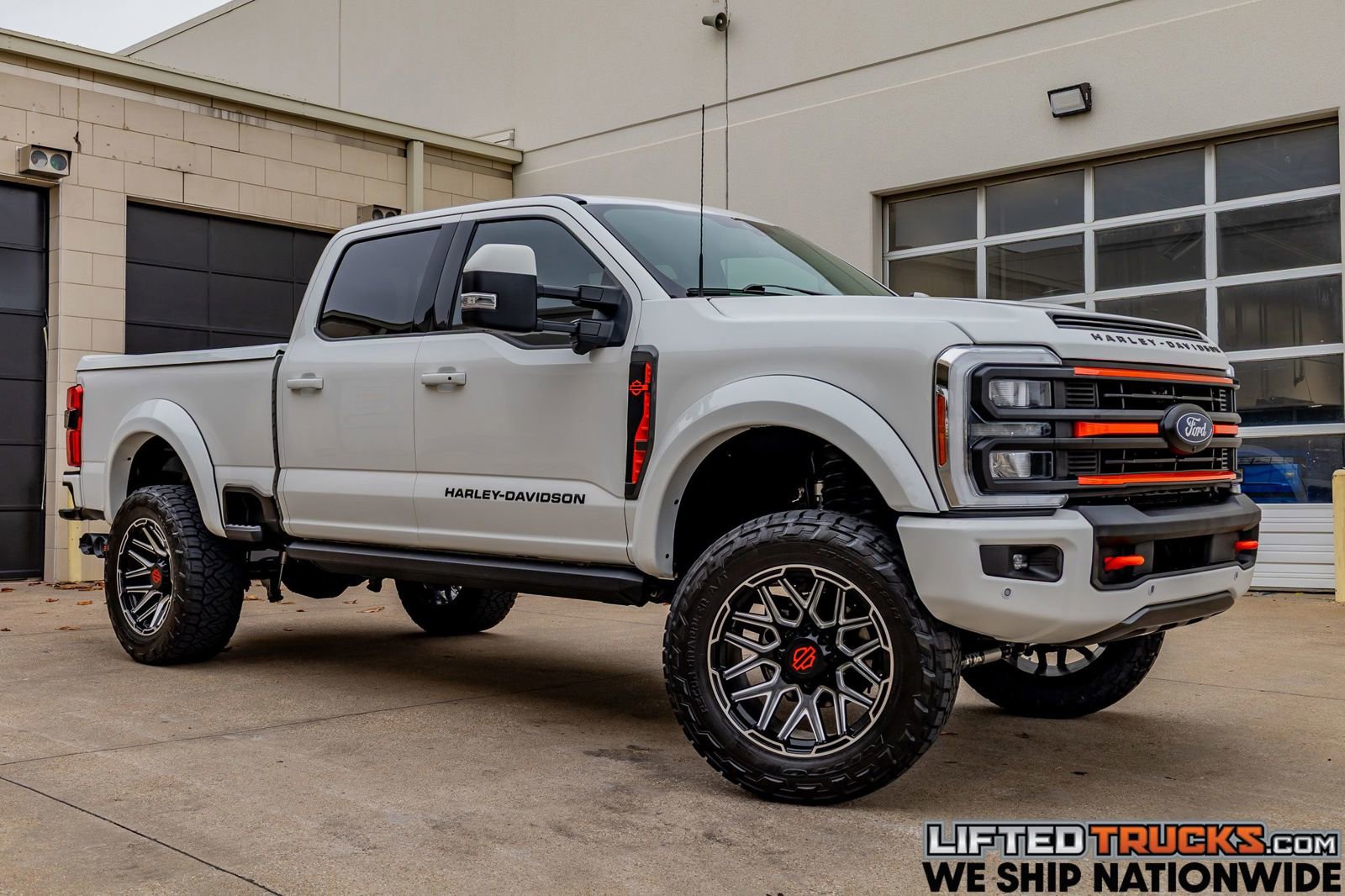 Used 2023 Ford F250 Lariat w/ Lariat Ultimate Package AWD/4WD image 1