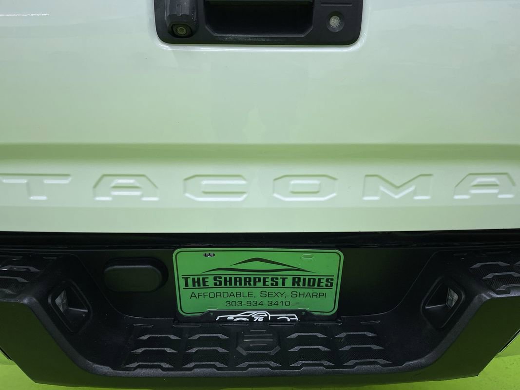 Used 2017 Toyota Tacoma SR5 image 12