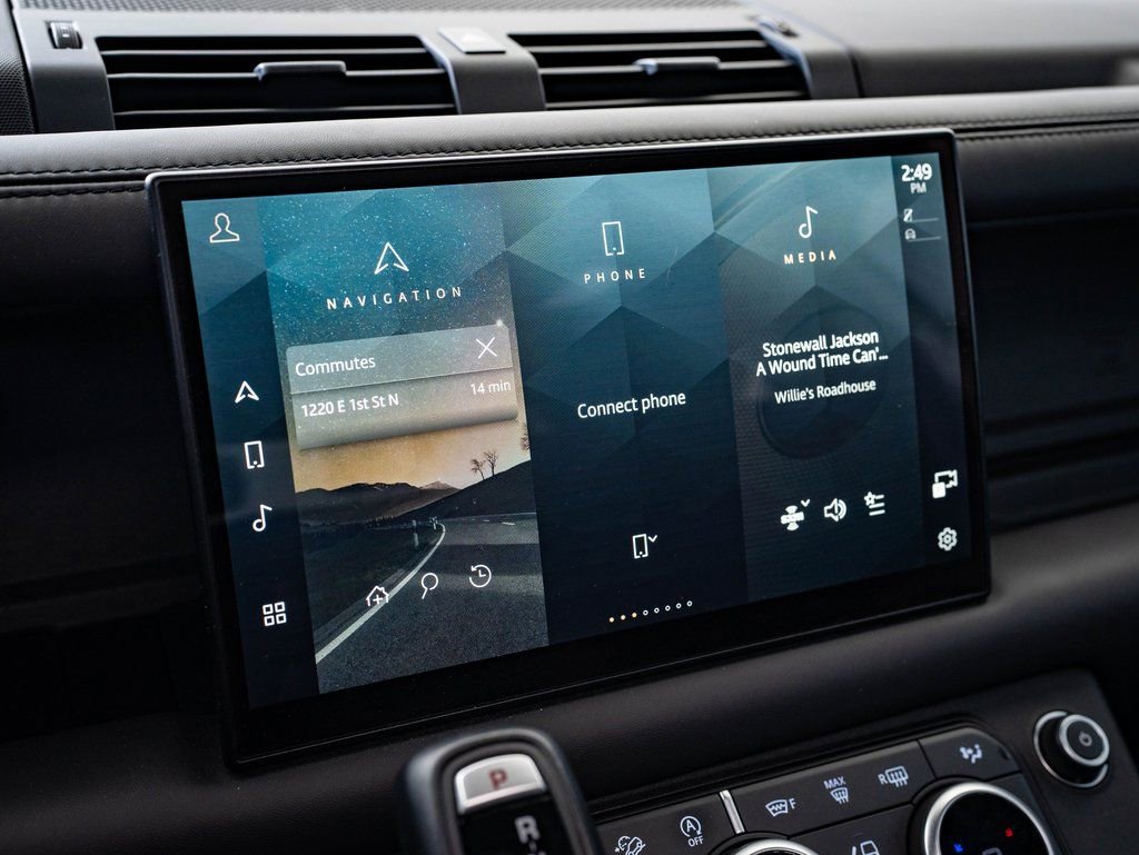 Used 2022 Land Rover Defender 90 V8 image 26