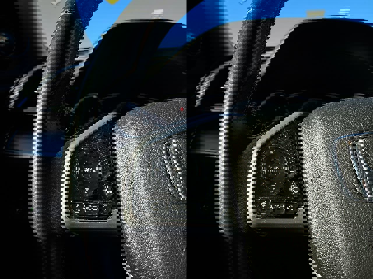 Used 2018 Honda Civic Touring image 33