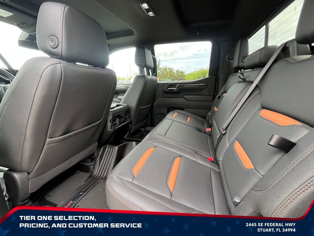Used 2025 GMC Sierra 1500 AT4 w/ AT4 Premium Package AWD/4WD image 12
