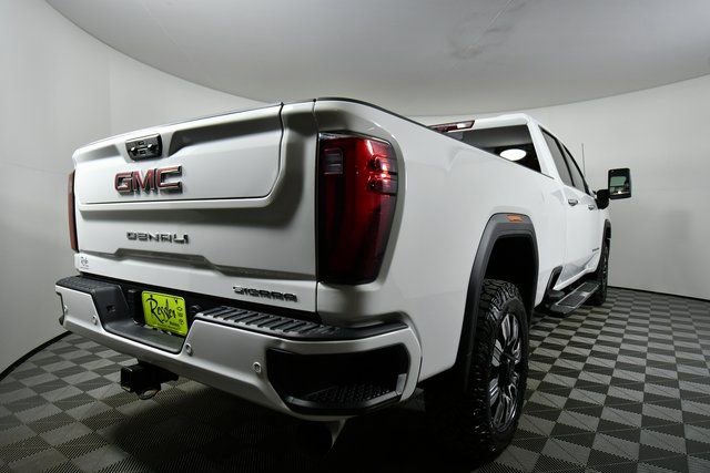 Used 2024 GMC Sierra 3500 Denali w/ Denali Reserve Package AWD/4WD image 11