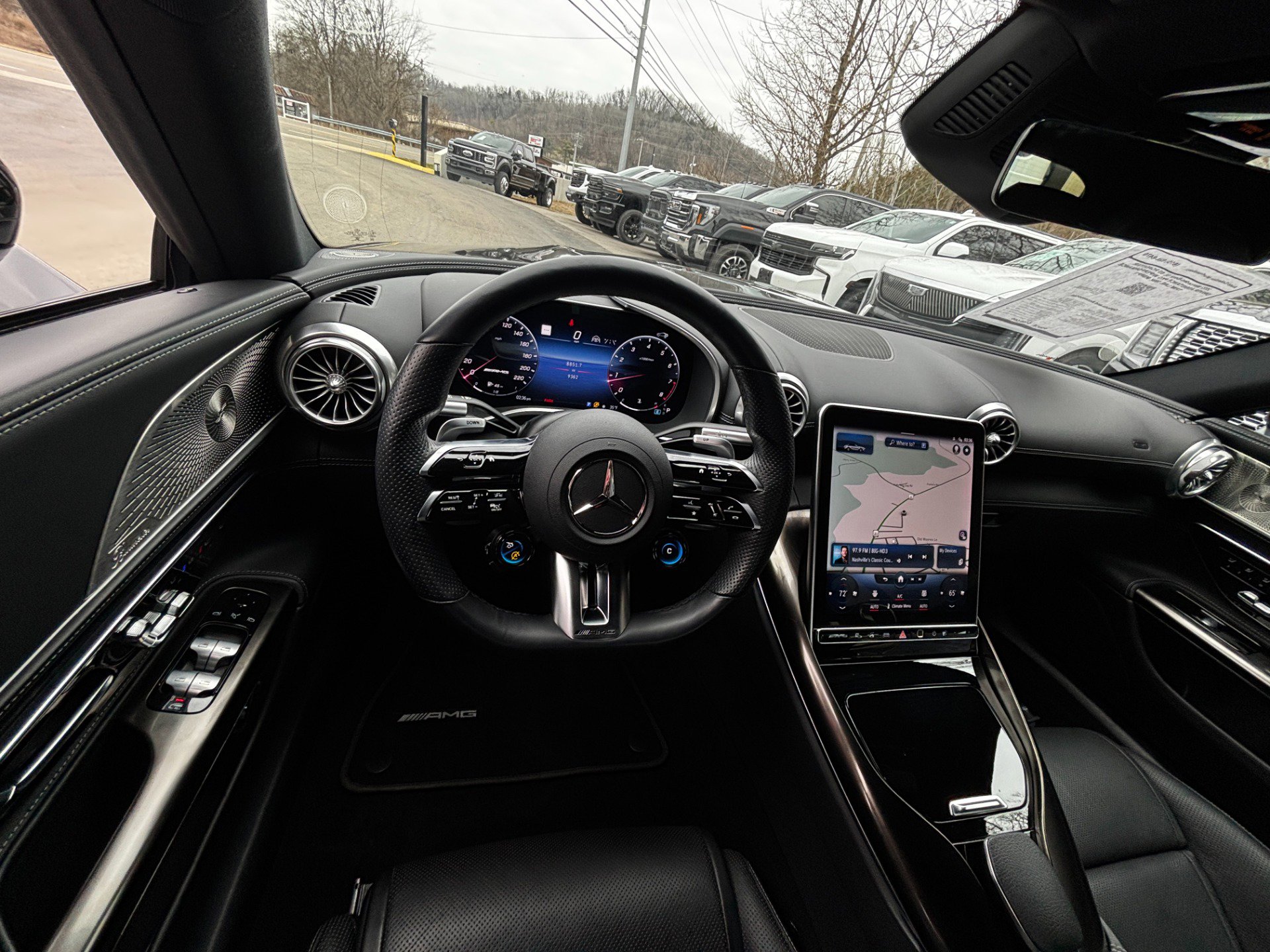 Used 2022 Mercedes-Benz SL 63 AMG 4MATIC w/ Driver Assistance Package image 31