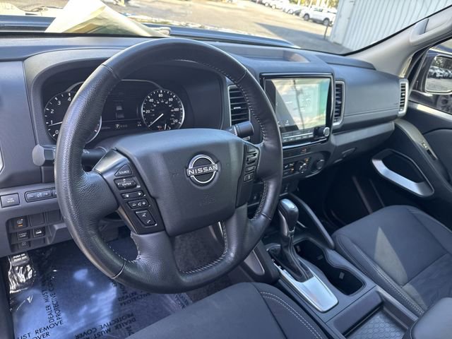 Used 2023 Nissan Frontier SV w/ SV Convenience Package AWD/4WD image 16