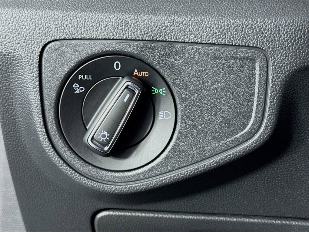 Used 2023 Volkswagen Atlas Cross Sport SEL image 14