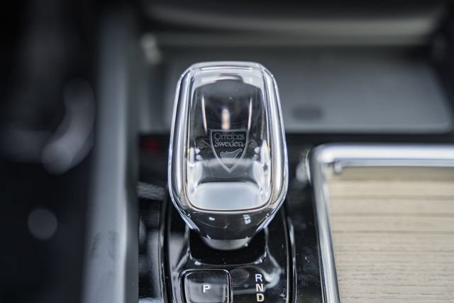 New 2027 Volvo XC60 B5 Plus AWD/4WD image 26