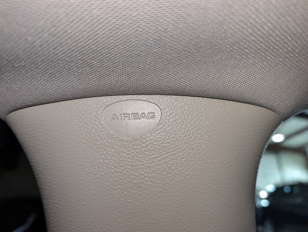 Used 2017 Chrysler Pacifica Limited image 61