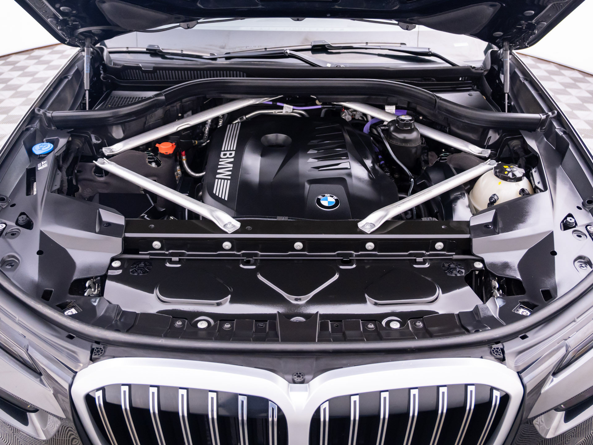 Certified 2025 BMW X7 xDrive40i AWD/4WD image 33