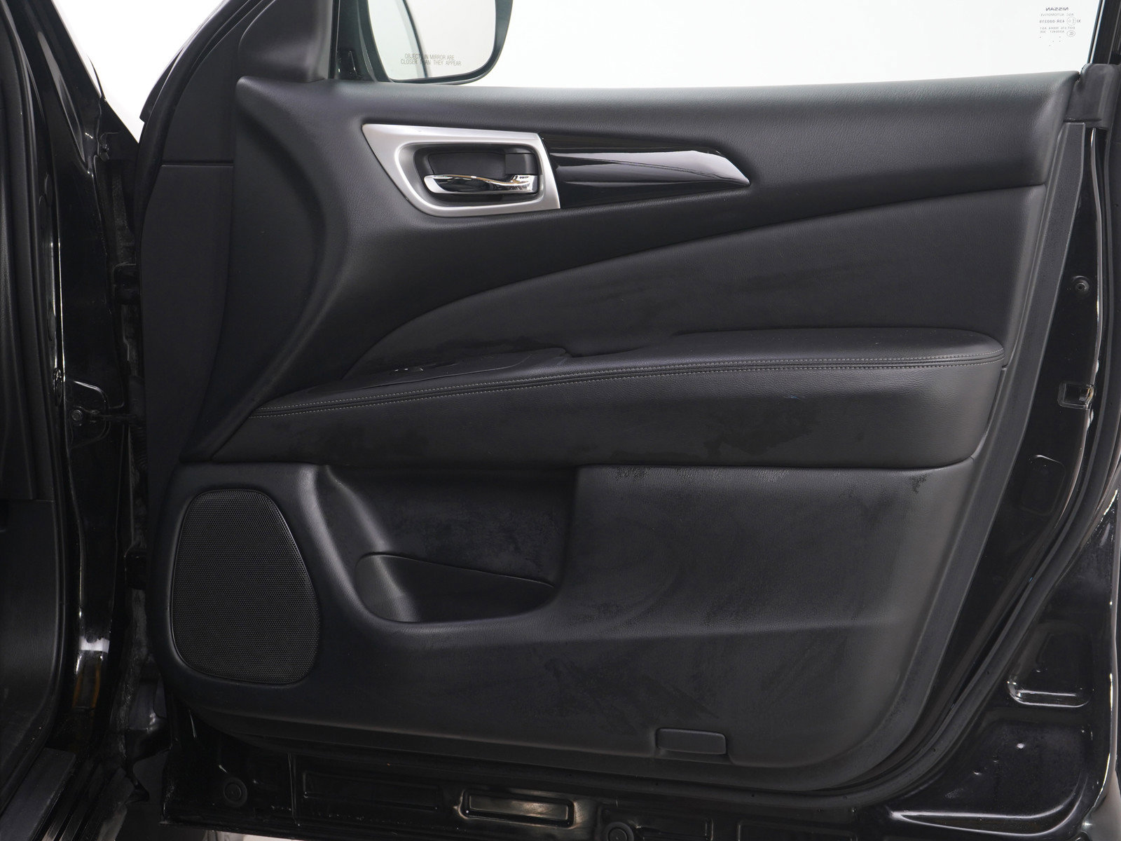 Used 2019 Nissan Pathfinder S image 10