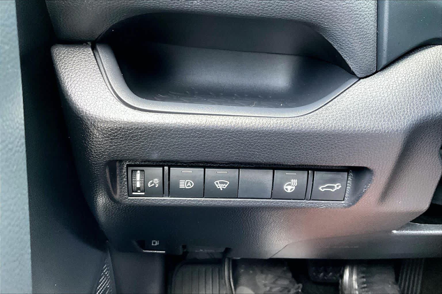 Certified 2021 Toyota RAV4 SE w/ Weather & Moonroof Package AWD/4WD image 34