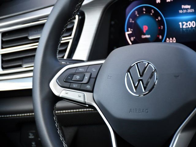 New 2026 Volkswagen Atlas Cross Sport SE image 23