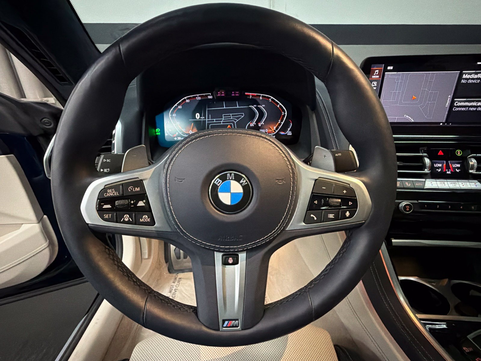 Used 2025 BMW 840i xDrive AWD/4WD image 30