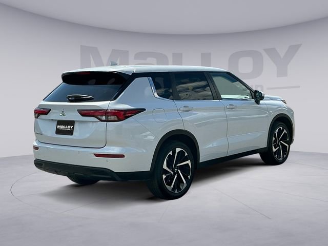 Used 2022 Mitsubishi Outlander ES image 5