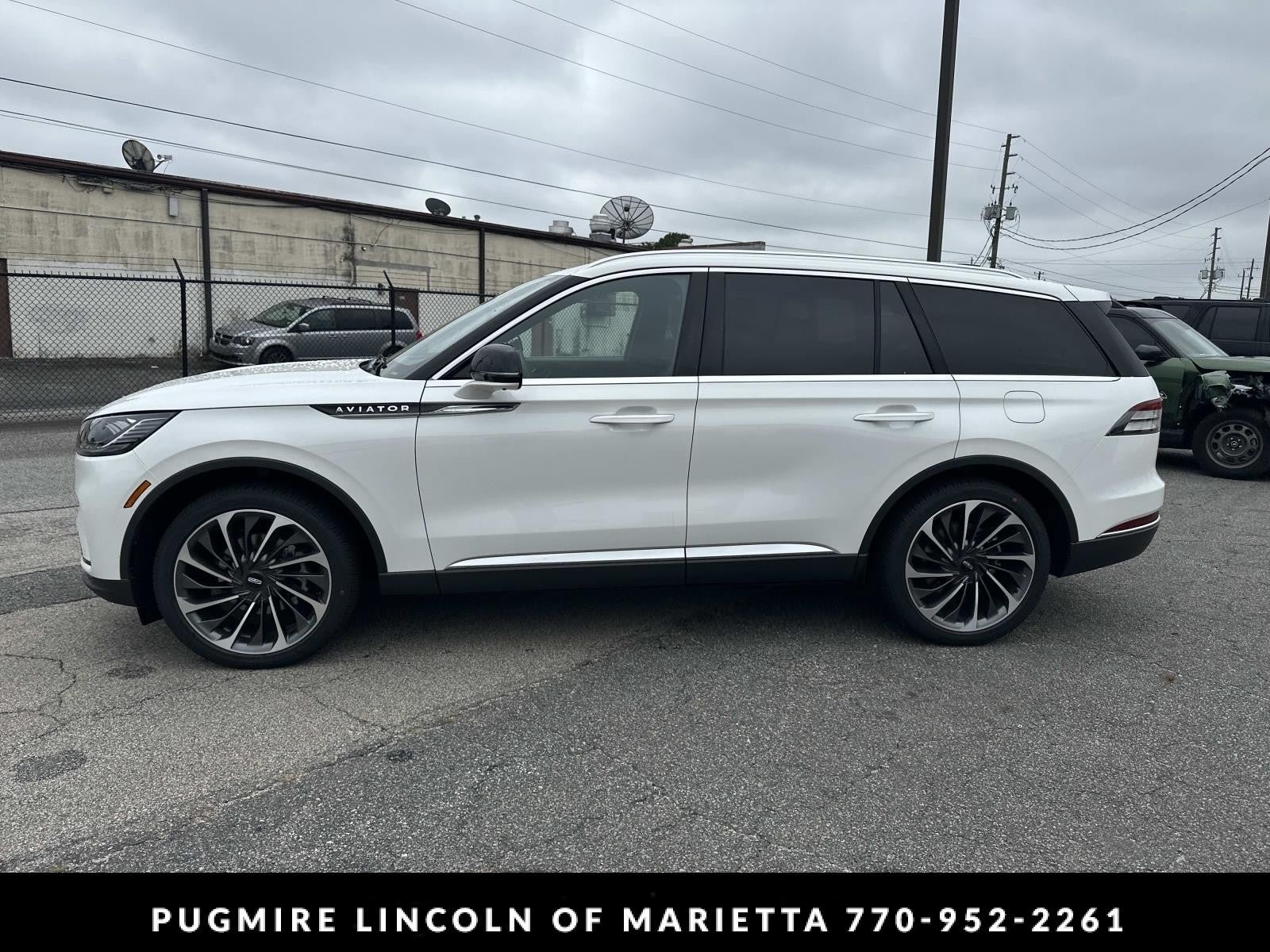 New 2026 Lincoln Aviator Reserve RWD image 4