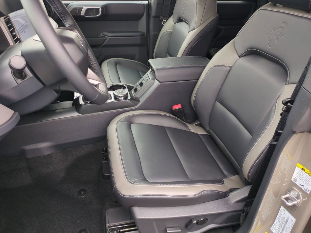 New 2026 Ford Bronco Outer Banks AWD/4WD image 16