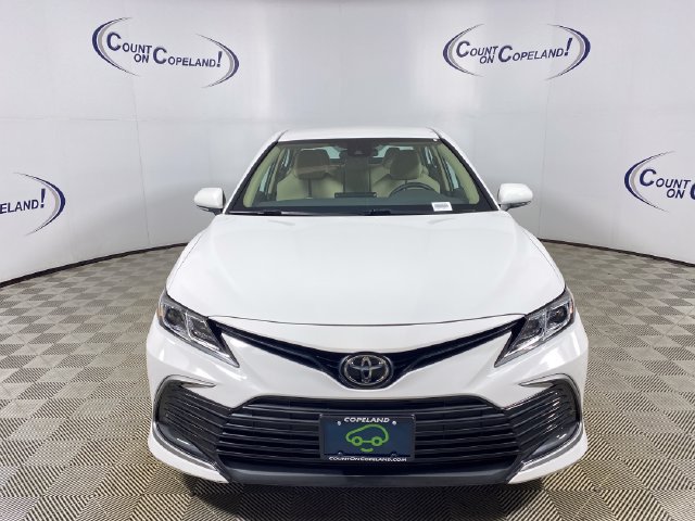 Used 2021 Toyota Camry LE w/ Cold Weather Package FWD image 11