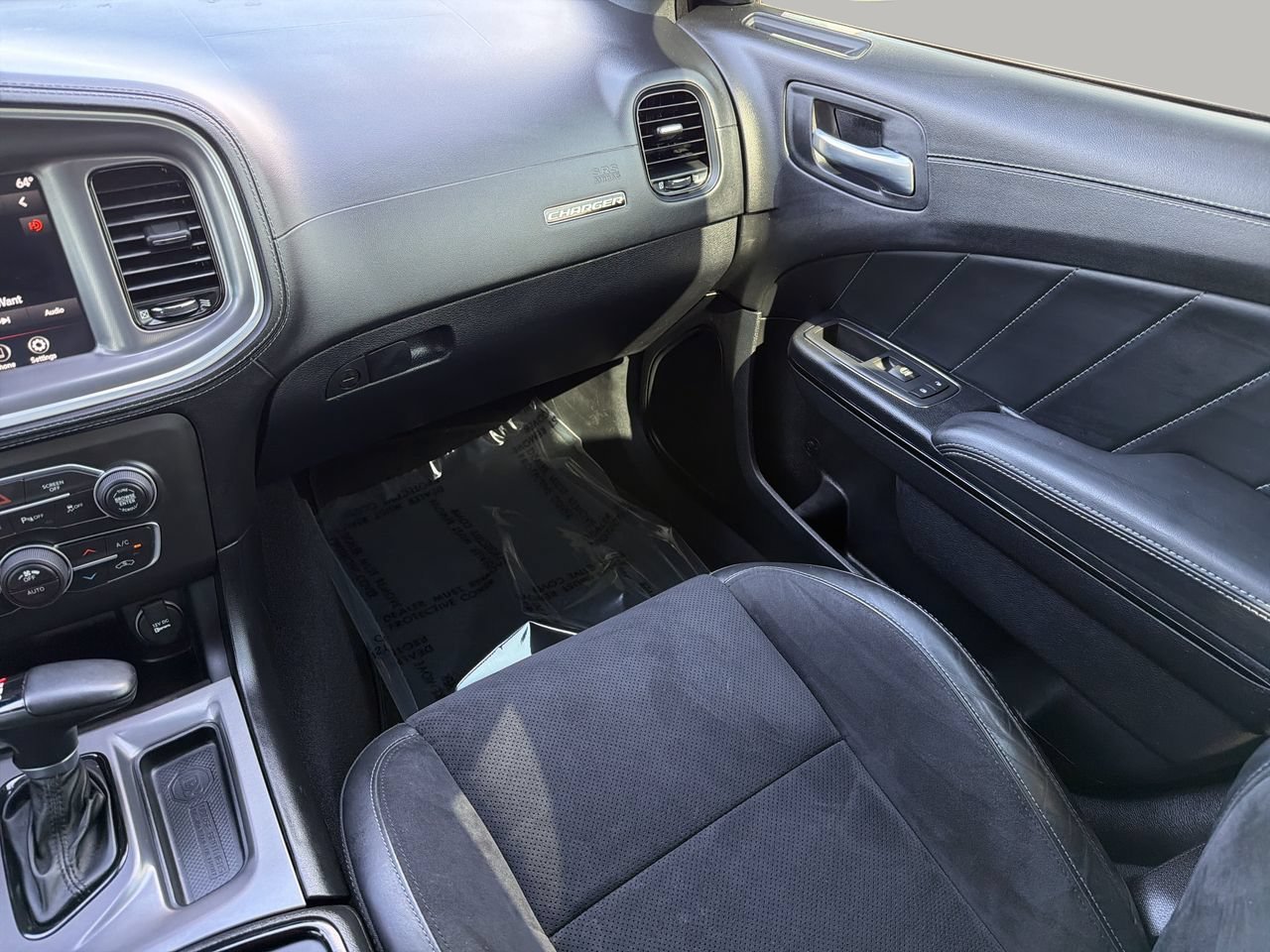 Used 2022 Dodge Charger GT w/ Plus Group RWD image 15