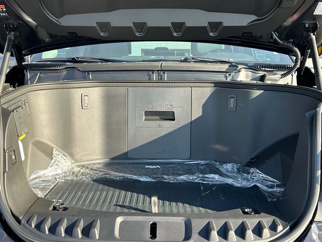 New 2025 Ford F150 Lightning Flash image 28