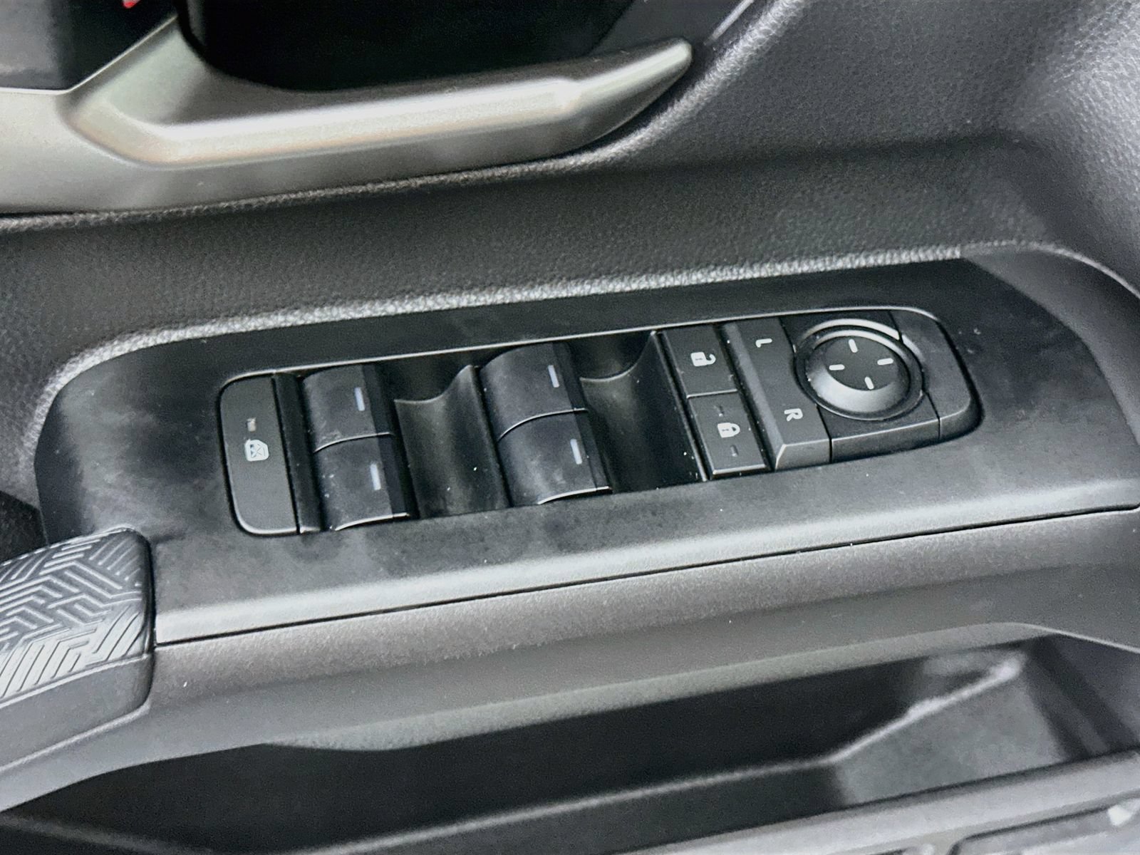 Used 2026 Toyota Tacoma TRD Off-Road AWD/4WD image 18