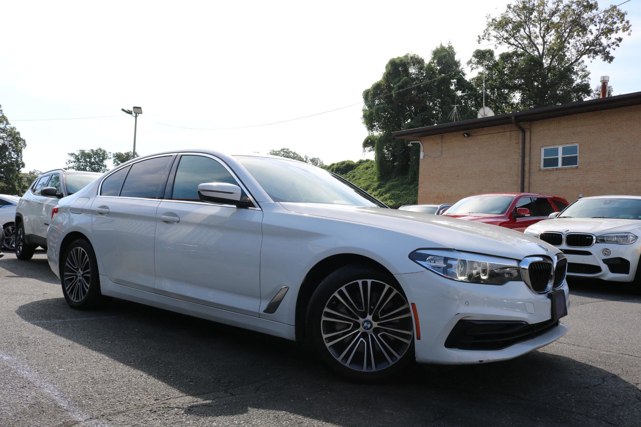 Used 2020 BMW 530i xDrive w/ Convenience Package AWD/4WD image 6